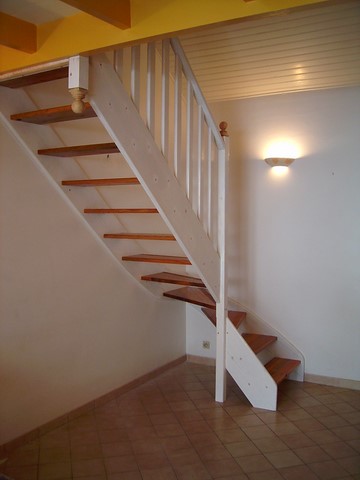 Escalier 1/4 tournant. moderne